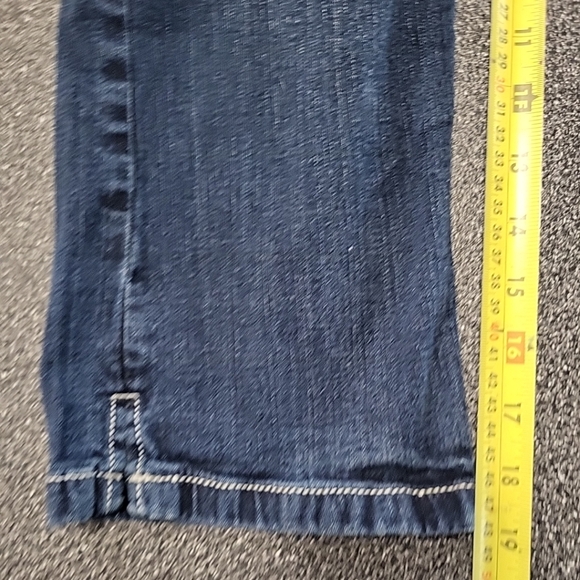Roadrunner Women's Jeans Size 6 Capris Medium Wash Denim Split Cuff - Picture 12 of 12